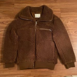 Wilfred teddy coat. Size XXS.